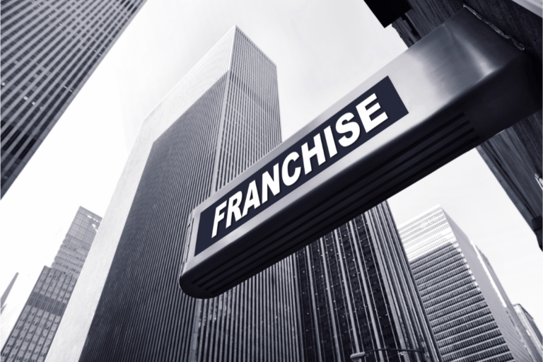 Reasons to Consider Franchising for Your Next Business Venture