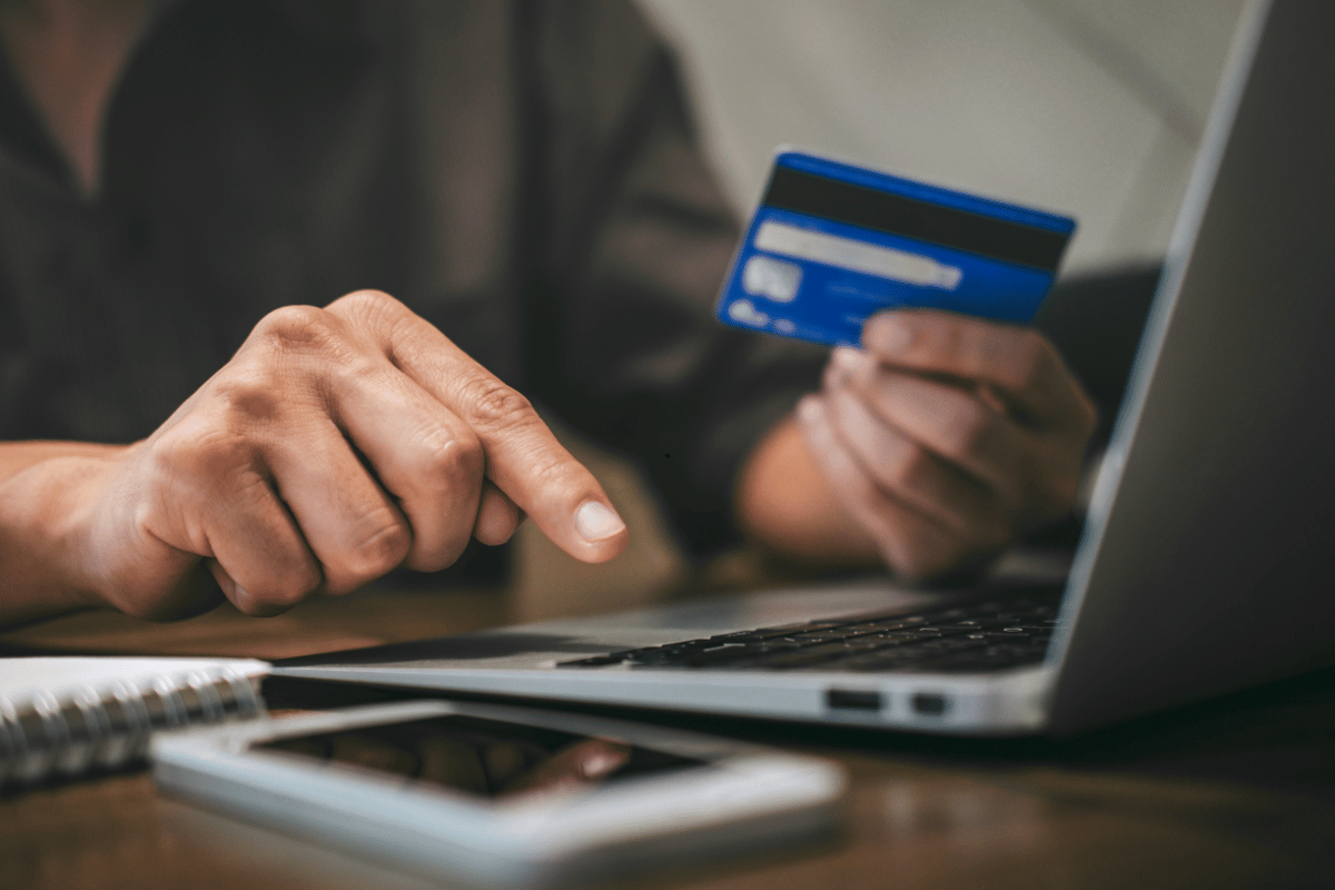 8 Ways Payment Experiences Can Turn Customers into Repeat Buyers