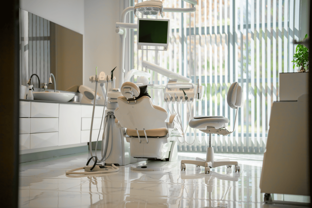 Is Your Dental Clinic Using the Latest Industry Trends?