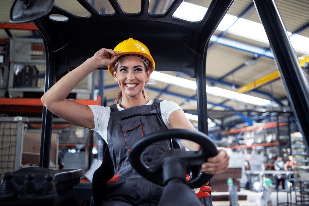 To Buy or To Rent: 6 Factors to Consider Before Getting a Forklift for Your Business